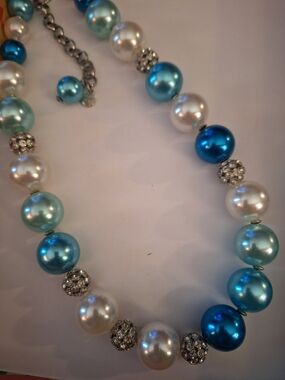 Blue and White Pearl Beaded Necklace with Crystal Accents